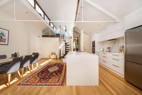 Oh So Collingwood - Whitsundays Accommodation 1