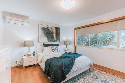 Olinda Rise Retreat House Fire Bathtub And Brekky - Whitsundays Accommodation 1