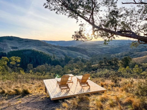 Olive Hill Spa, Views & Home Cinema - Whitsundays Accommodation 2