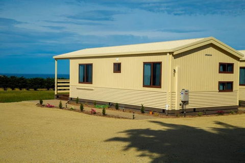 OMARU FARM STAY - Whitsundays Accommodation 3