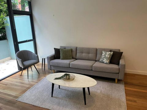 One Bedroom Self Catering Eden - Whitsundays Accommodation 0