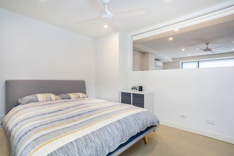 One Bedroom Self Catering Eden - Whitsundays Accommodation 2