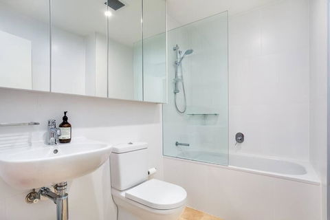 One Bedroom Self Catering Eden - Whitsundays Accommodation 3