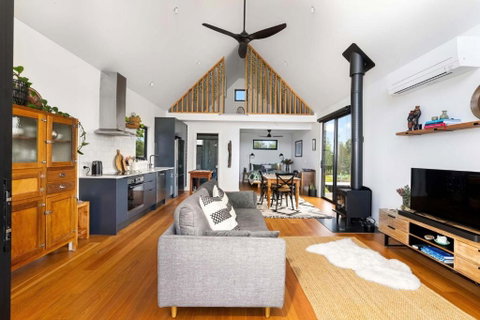 Ovata - Country To Coast - Whitsundays Accommodation 2