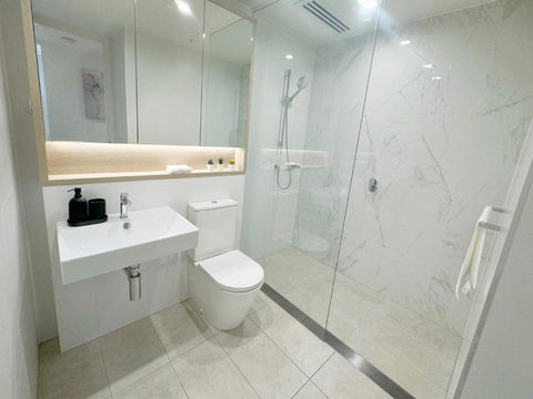 Oviation Sydney Olympic Park - Whitsundays Accommodation 3
