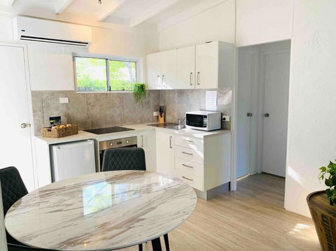 PA1,Great Holiday In Sunshine Beach With Your Pets - Whitsundays Accommodation 2