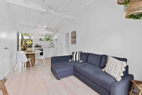 PA2 Stunning Sunshine Beach Apt Pets Welcome - Whitsundays Accommodation 0