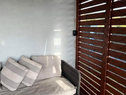 One Bedroom CBD Unit, Walk To Beaches & Cafes - Whitsundays Accommodation 3