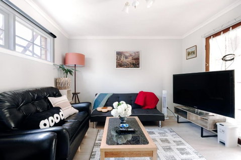 One-Bedroom Suite-Close To Beach And CBD - Whitsundays Accommodation 1