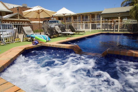 Paddlewheel Motel - Whitsundays Accommodation 0