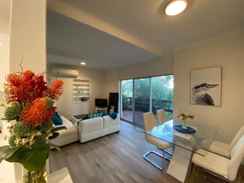 Panorama B&B - Whitsundays Accommodation 0