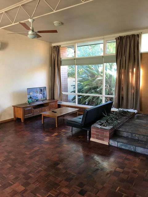 Paradise Grove - Whitsundays Accommodation 3