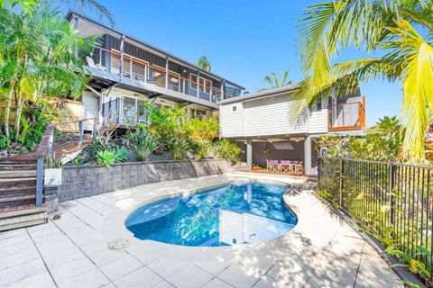 Paradise Palms - Resort Retreat With Panoramic Views - Whitsundays Accommodation 0