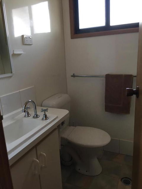 Parkes Country Cabins - Whitsundays Accommodation 1