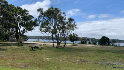 Peninsula At Metung House - Access By Boat Only - Whitsundays Accommodation 3