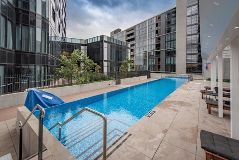 Penthouse Apartment In Belconnen - Whitsundays Accommodation 0