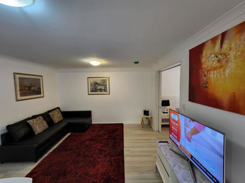 PERTH CBD APARTMENTS - Whitsundays Accommodation 1