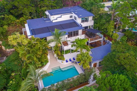 Peregian Beach Holiday House & Resort Pet Friendly - Whitsundays Accommodation 0