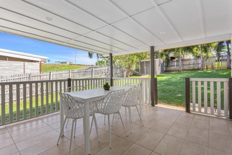 Perfect Cooee Bay Beach Getaway! - Whitsundays Accommodation 2