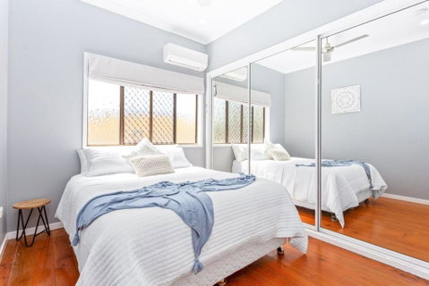 Perfect Cooee Bay Beach Getaway! - Whitsundays Accommodation 3