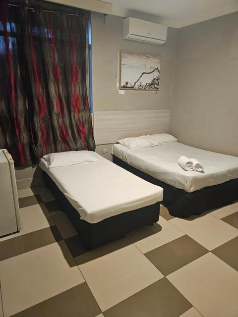 Perth City Motel - Whitsundays Accommodation 1