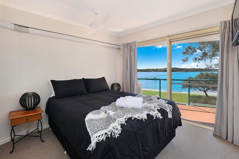 PICNIC7- PICTURE PERFECT PICNIC POINT - Whitsundays Accommodation 2