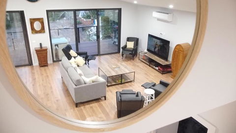 PIECE OF PARADISE, Huge 4 Bedroom Haven - Whitsundays Accommodation 2