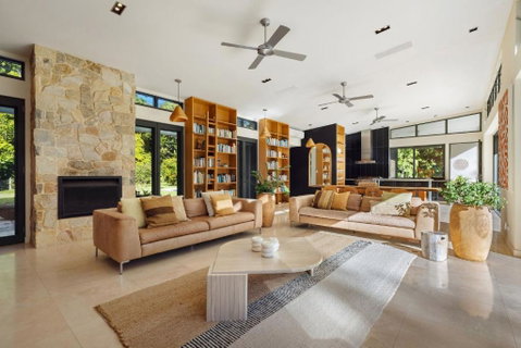 Pine Mountain - Whitsundays Accommodation 2