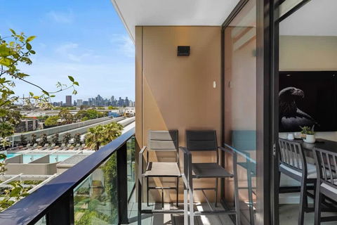 PM Residences - Modern Luxury 2BR Apt W Parking - Whitsundays Accommodation 3