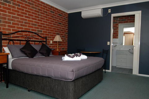 Poachers Paradise - Whitsundays Accommodation 0