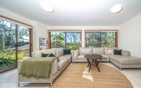 Point Clare - Relax And Unwind - Greenery & Birdsongs - Whitsundays Accommodation 1