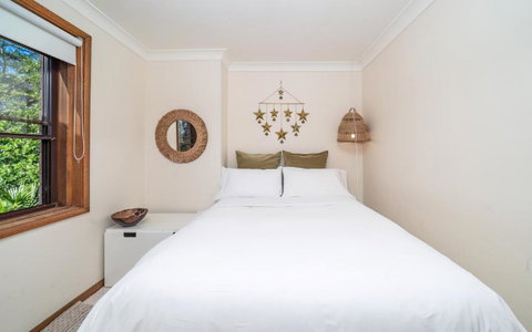 Point Clare - Relax And Unwind - Greenery & Birdsongs - Whitsundays Accommodation 0