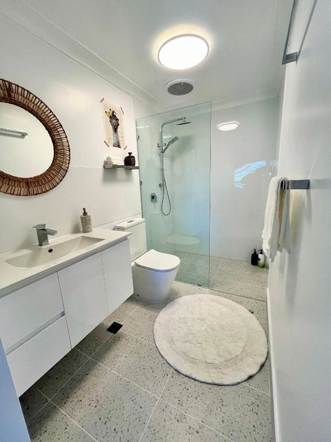 Point Clare - Relax And Unwind - Greenery & Birdsongs - Whitsundays Accommodation 2