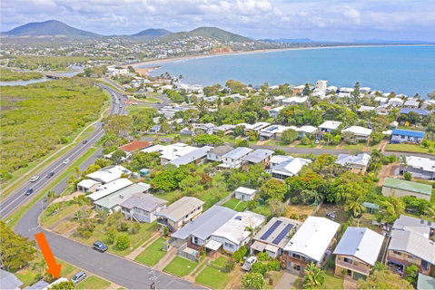 Poppies Cottage - Cooee Bay Beachside Retreat - Whitsundays Accommodation 2