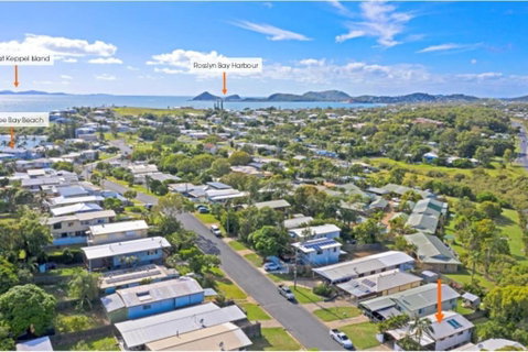 Poppies Cottage - Cooee Bay Beachside Retreat - Whitsundays Accommodation 1