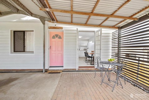 Poppies Cottage - Cooee Bay Beachside Retreat - Whitsundays Accommodation 3