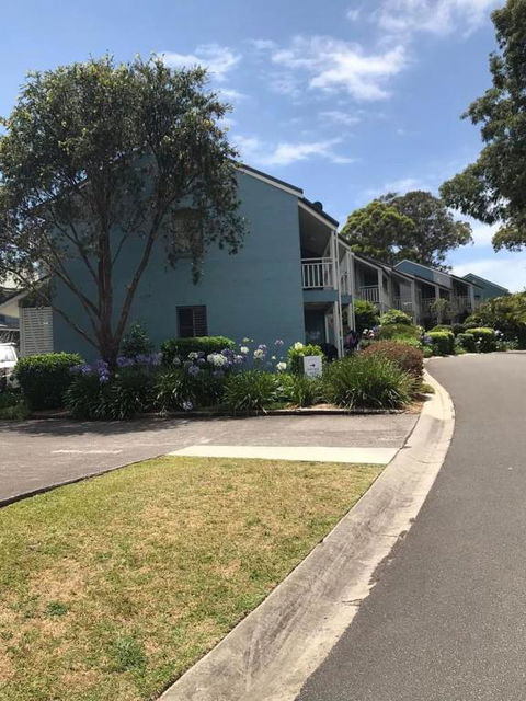Poppies Lakeview Terrace - 2 Bedroom - Whitsundays Accommodation 1