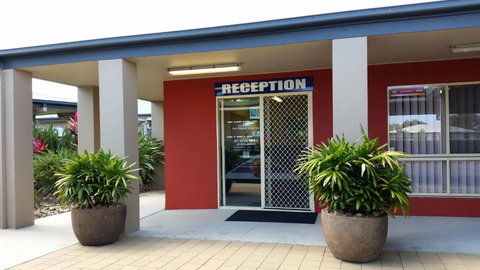 Port Denison Motor Inn - Whitsundays Accommodation 2