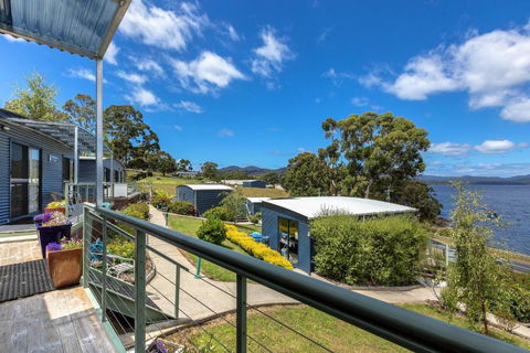 Port Huon Cottages - Whitsundays Accommodation 1