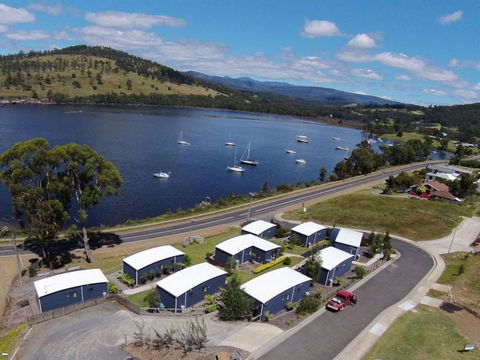 Port Huon Cottages - Whitsundays Accommodation 0