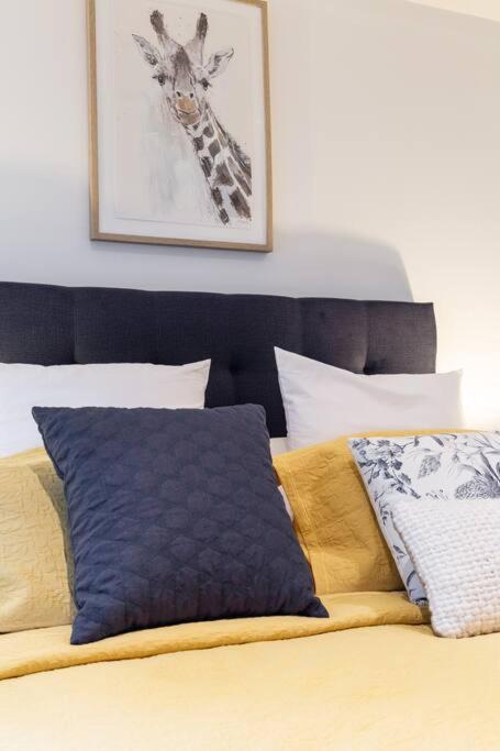 PORT MELBOURNE - A Stay At The Bay - Whitsundays Accommodation 3