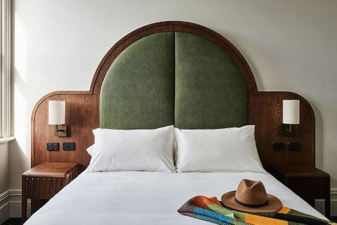 Portarlington Grand Hotel - Whitsundays Accommodation 0