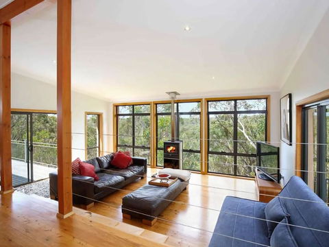 Postcards From The Edge - Whitsundays Accommodation 2