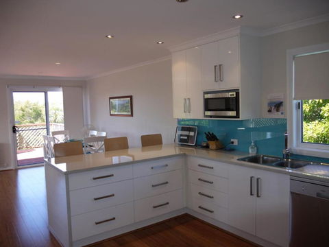 Prime Location - Totally Refurbished - Whitsundays Accommodation 1