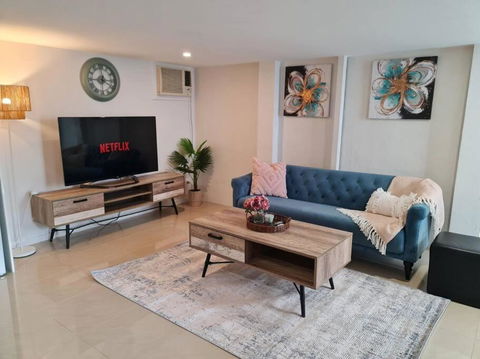 Private & Cosy Two Storey Guest House - Whitsundays Accommodation 0