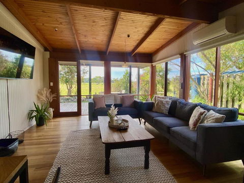 Prom Coast Oasis - Sandy Point - Whitsundays Accommodation 0
