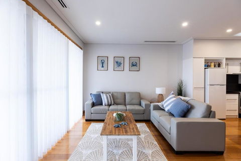 Promenade Unit 4 - Whitsundays Accommodation 1