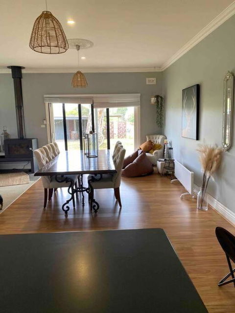 Prouts Lodge - Whitsundays Accommodation 0