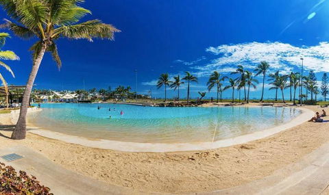 QCWA Cheerful Cottage - Airlie Beach - Whitsundays Accommodation 3