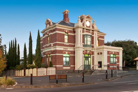 QPO QUEENSCLIFF - Whitsundays Accommodation 0